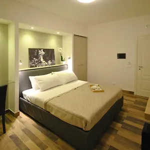 https://le-stanze-del-grillo.palermohotels.org